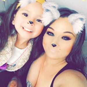 Meet your Posher, Leslie